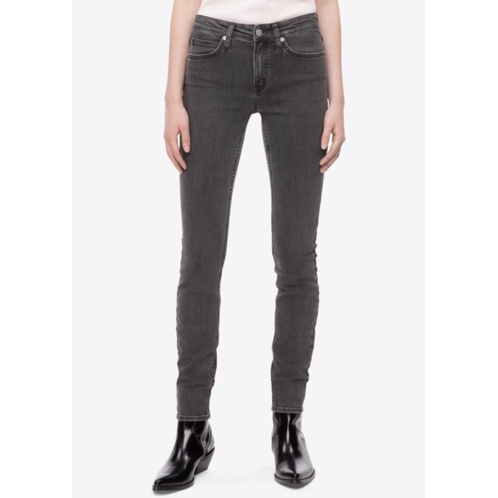 Calvin Klein Jeans CKJ 011 Mid Rise Skinny NEW